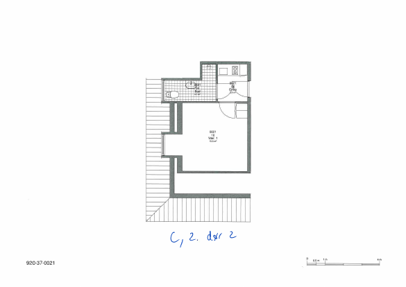 2D floor plan of an apartment, C, 2nd floor, door 2, showing a main room, bathroom, entrance, and kitchen.