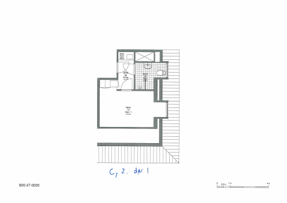 2D floor plan of an apartment, C, 2nd floor, door 1, showing a main room, bathroom, entrance, and kitchen.