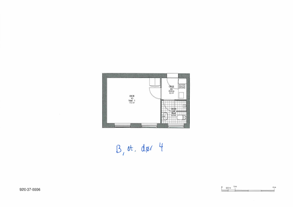 2D floor plan of an apartment, B, ground floor, door 4, showing a main room, bathroom, entrance, and kitchen.